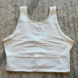 Lululemon Crop Top size 6 - no tags - white (used)